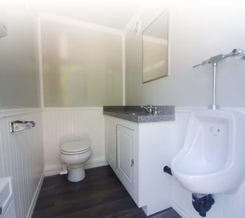 Luxury Washroom Rentals Squamish BC